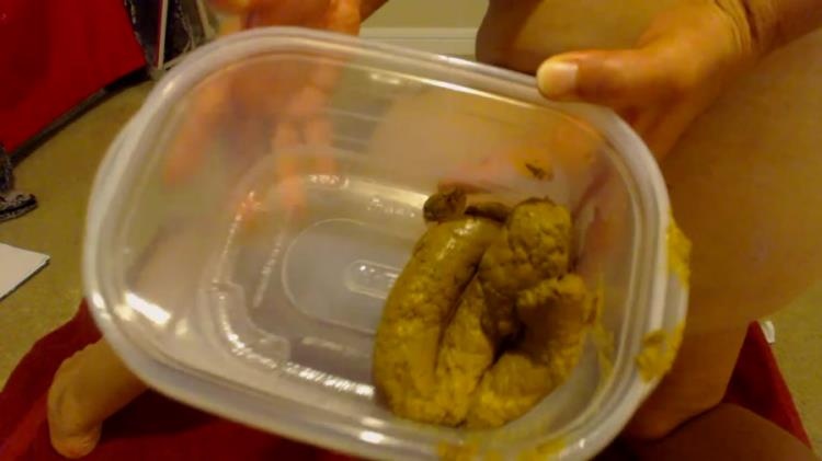 Anna - Poop in a plastic container (2021 | FullHD)