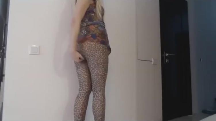 Anna - Leggins Constipated Poop (2021 | FullHD)