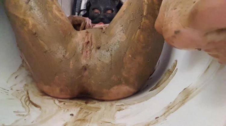 Anna Coprofield - Poo in the bathtub (2021 | FullHD)