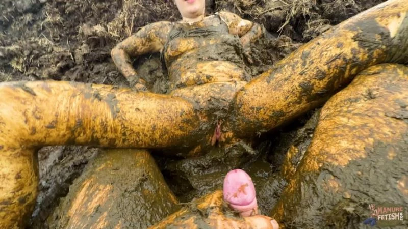 Lyndra Lynn - Nearly Caught On The Dung Pile