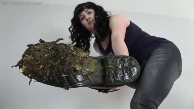 Dirtymaryan - Boot Slave Lick The Shit And Garbage Off My Boots