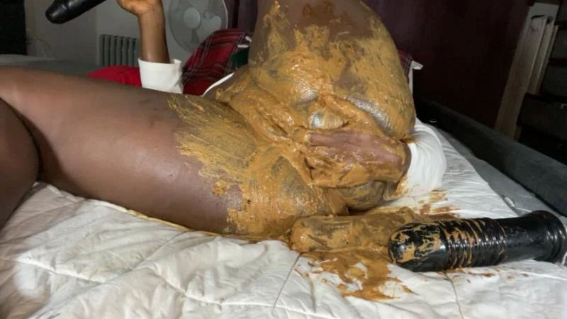 Smutty Luce - DISGUSTING EBONY SCAT ORGASMS