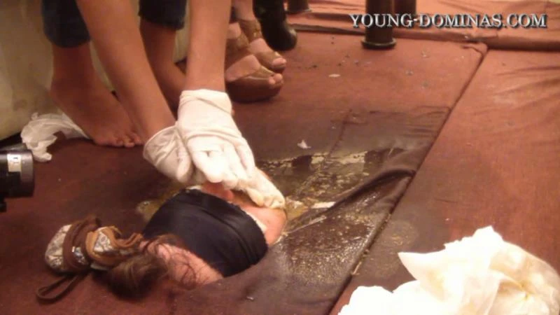 Princess April first Time and Slave in Floor integrated Part 2 P1