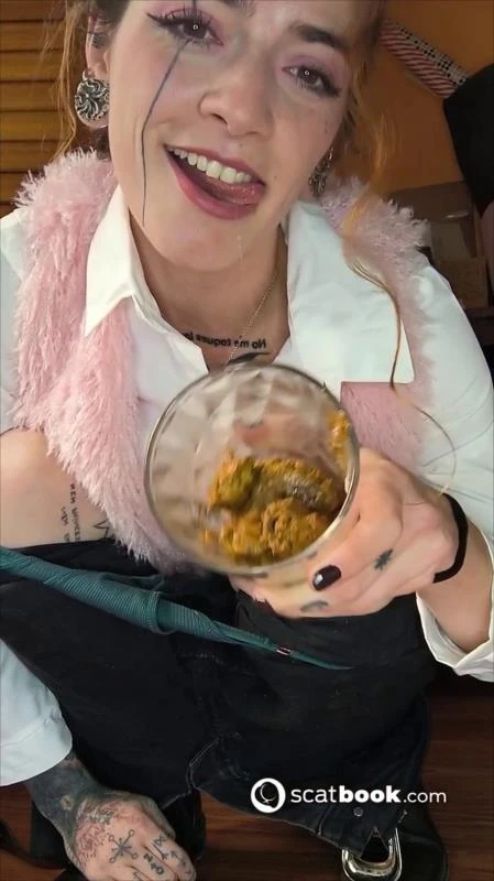 Mala falda - Vaso darkfans