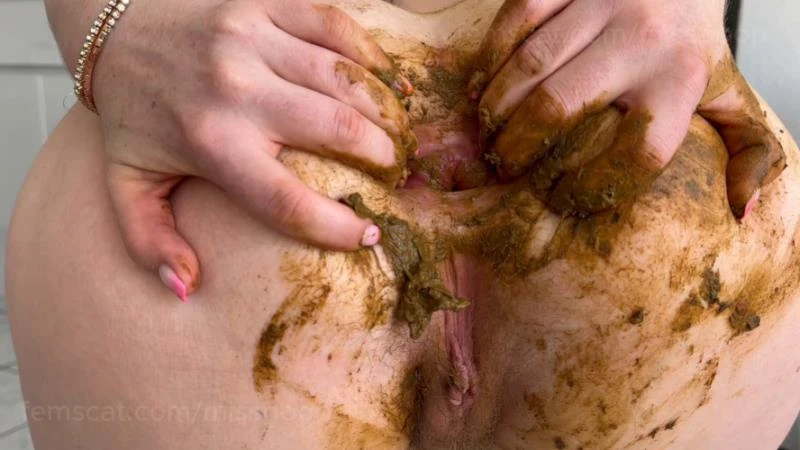 MissPoop - A stranger I met in the naturist area of Cap d'Agde