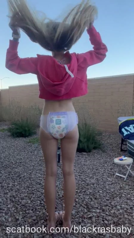 Blackrasbaby - Outdoor Pullup Filling. P1