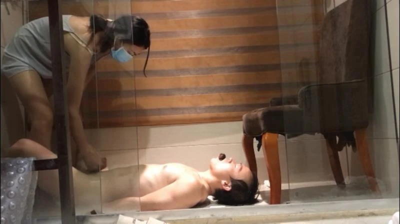 Chinese Goddess Ruoyi Training Slaves To Eat Shit – ASIAN scat / HUIZHU088