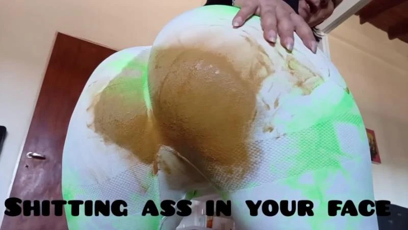 Miamartins - Creamy poop seeping through my leggings
