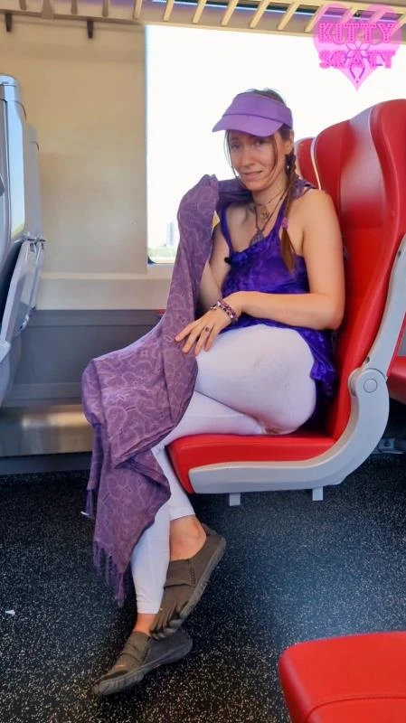 Kitty Skatt - Public Crowded Train Shit in White Leggings