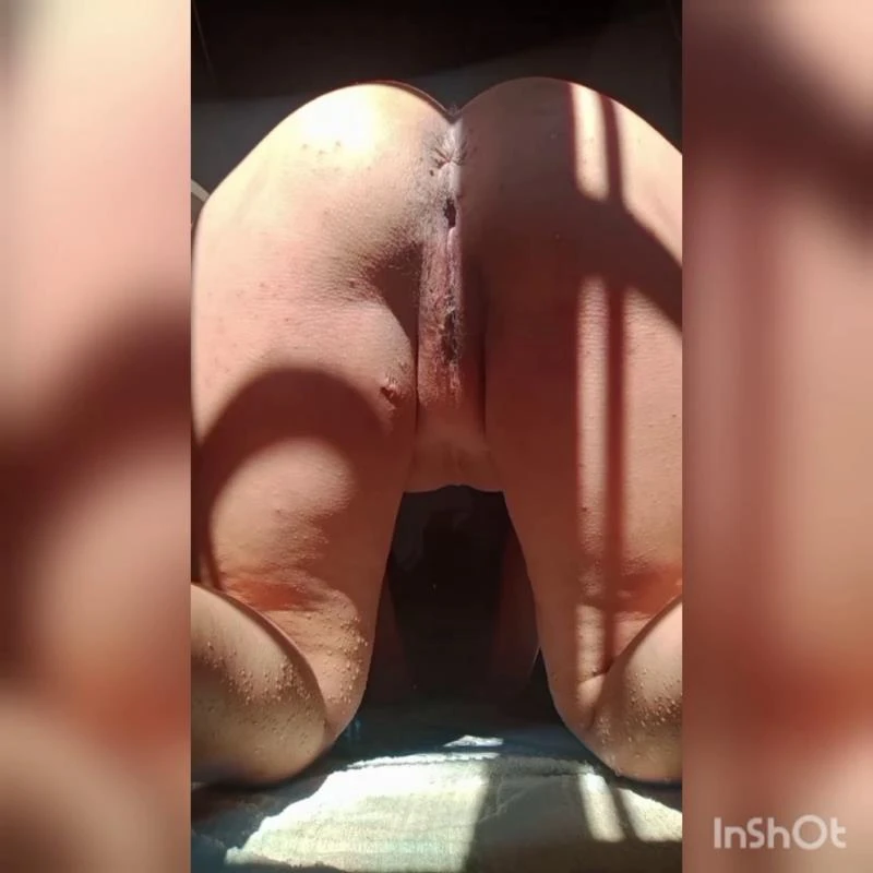 Miamartins - Pissing doggy style