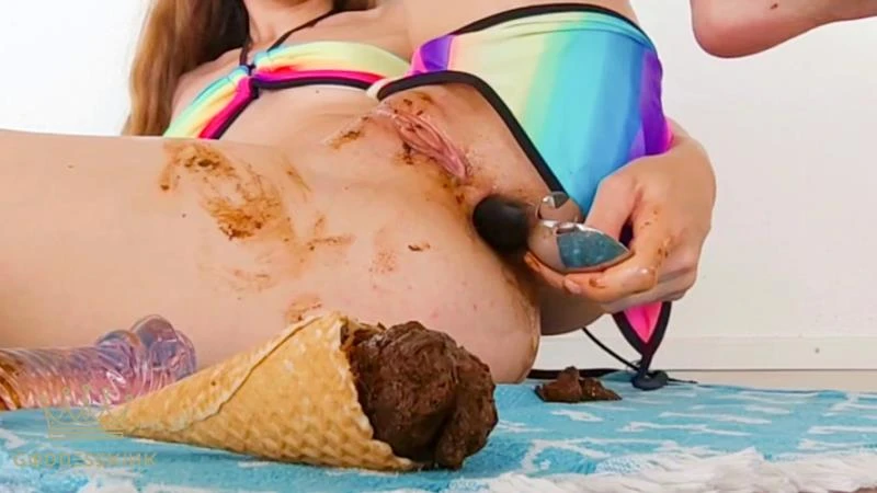 Goddess Kink - Ice Cream Pooping